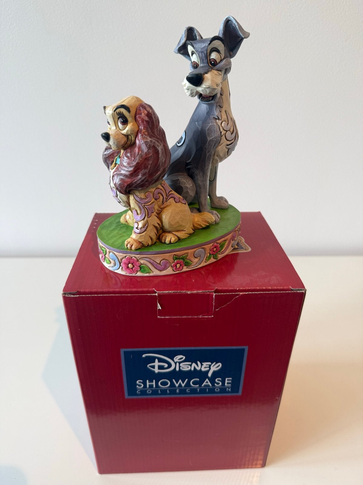 Disney Showcase Lady en Vagebond Beeldje, Ophalen of Verzenden, Overige figuren, Nieuw, Beeldje of Figuurtje
