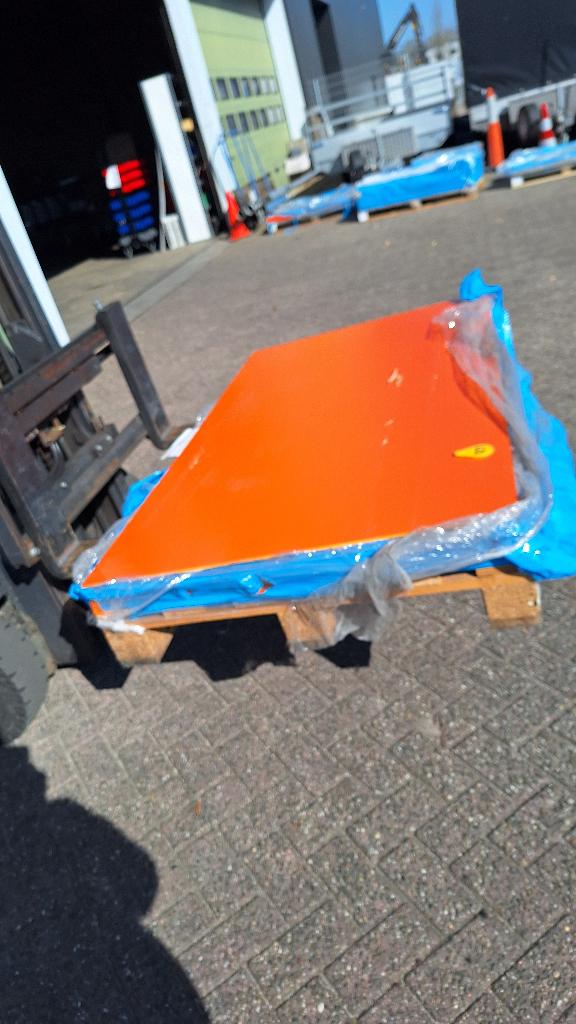 Polystyreen kunststof platen 13 stuks 137.5x97.5 6mm oranje, Ophalen, Overige materialen, Minder dan 20 mm, Nieuw