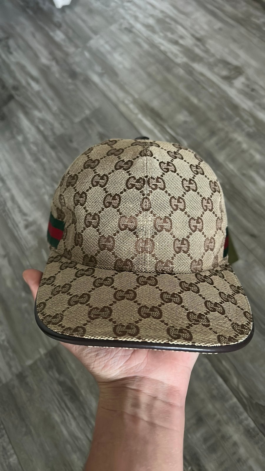 Basic gucci pet beige, Ophalen of Verzenden, Zo goed als nieuw