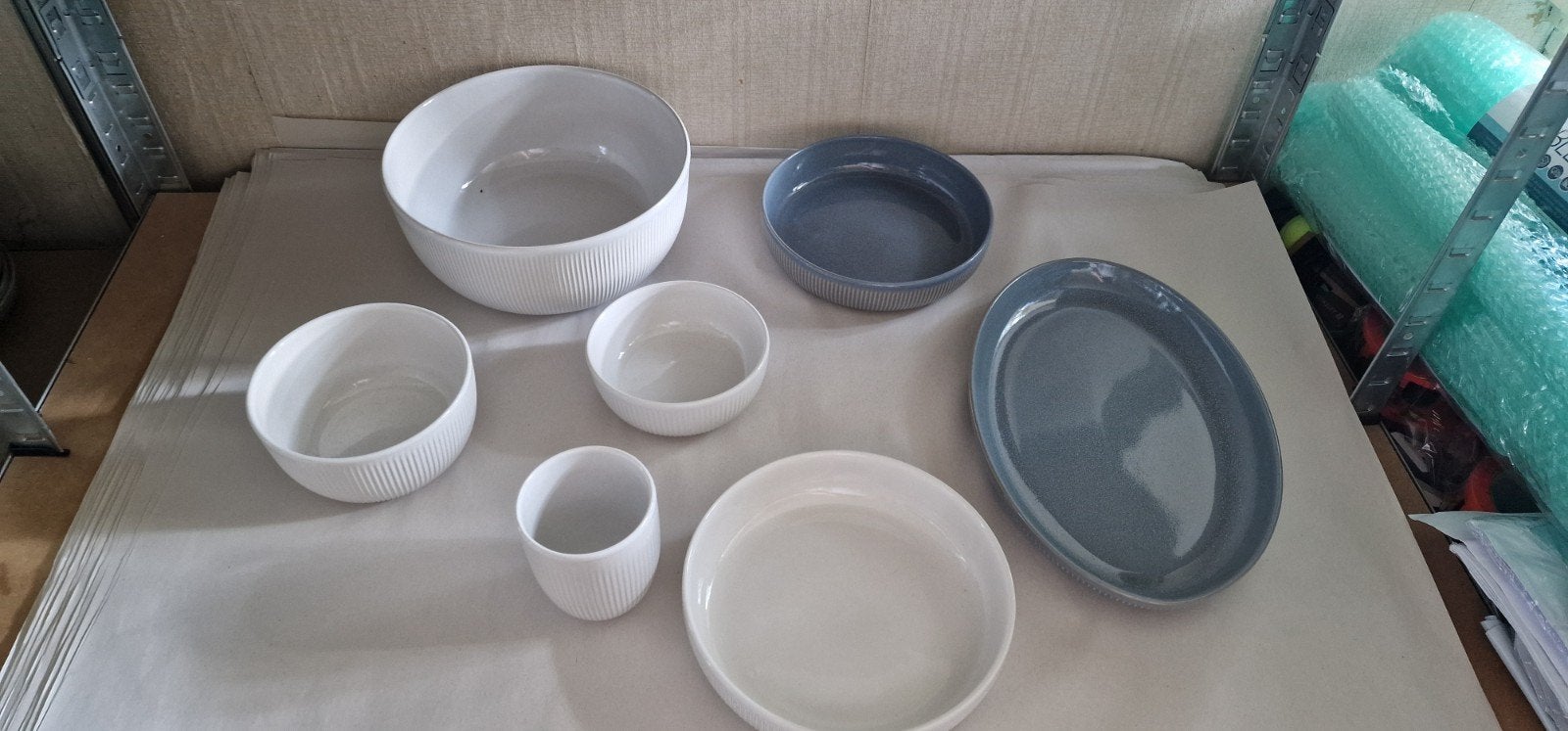 divers ah royal van kempen en begeer servies borden kommen, Ophalen of Verzenden, Zo goed als nieuw, Aardewerk, Compleet servies