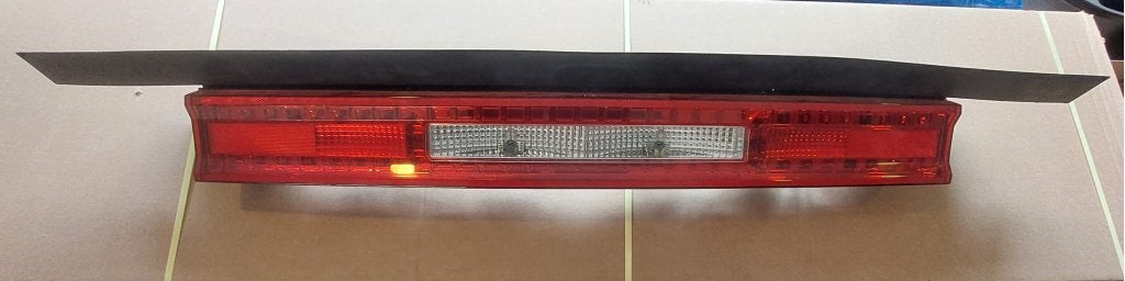 Dodge Challenger achterlicht 2008-2014, Gebruikt, Amerikaanse onderdelen, Ophalen of Verzenden, No.818, Zhongshan N. Rd., Yongkang Dist., Tainan City 710, Taiwan