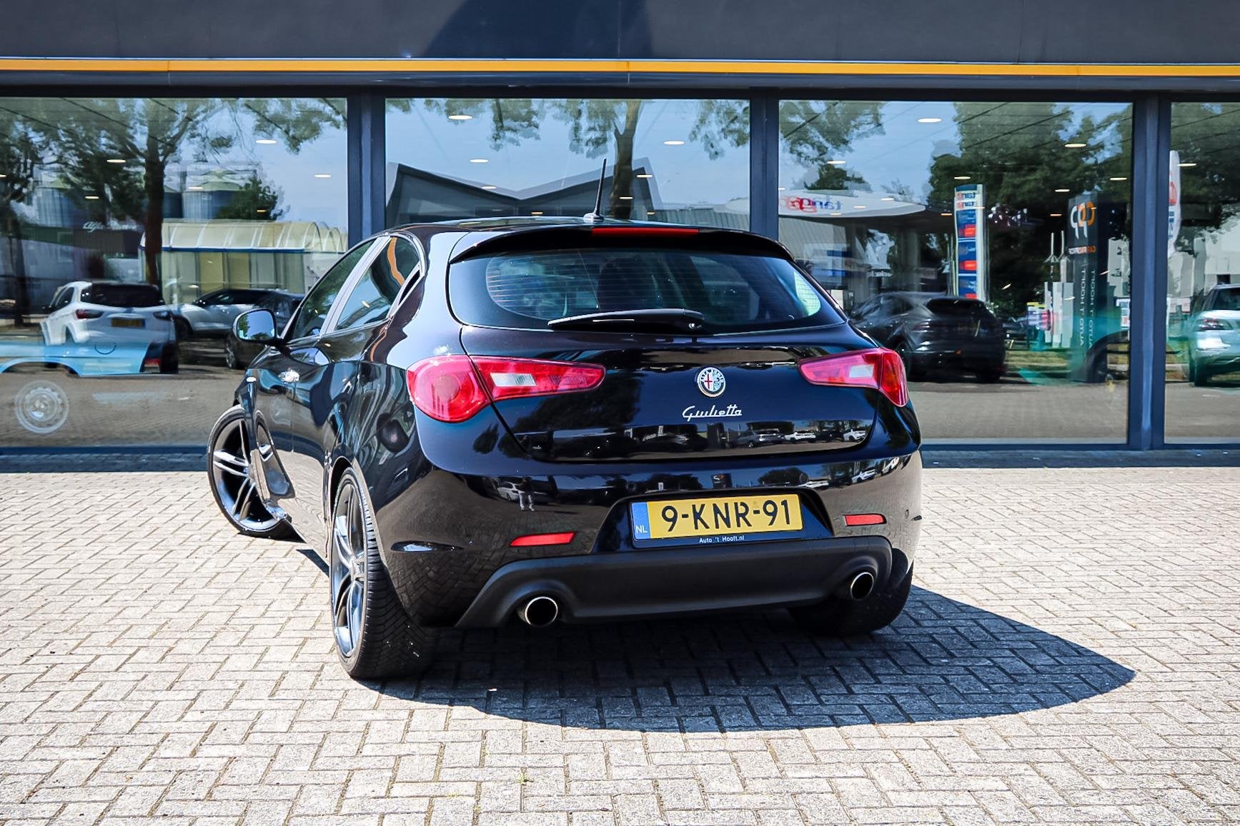 Alfa Romeo Giulietta 1.4 T Distinctive AUTOMAAT / LEDER / VE, Auto's, Alfa Romeo, Stof, Euro 6, 4 cilinders, Start-stop-systeem
