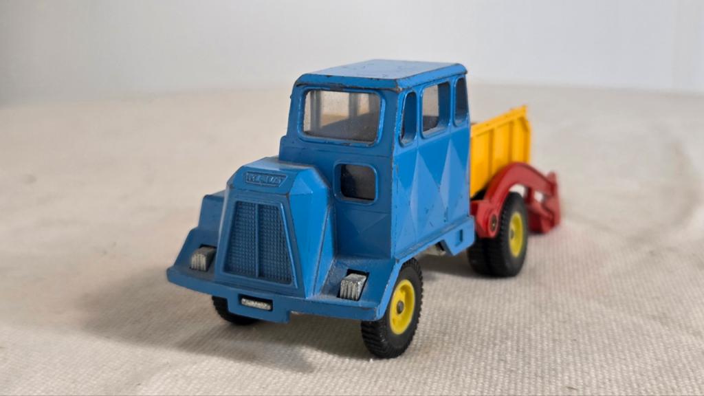 Oude Siku Klaus V260 Autoschaufler vrachtwagen, Hobby en Vrije tijd, Modelauto's | Overige schalen, Gebruikt, Bus of Vrachtwagen