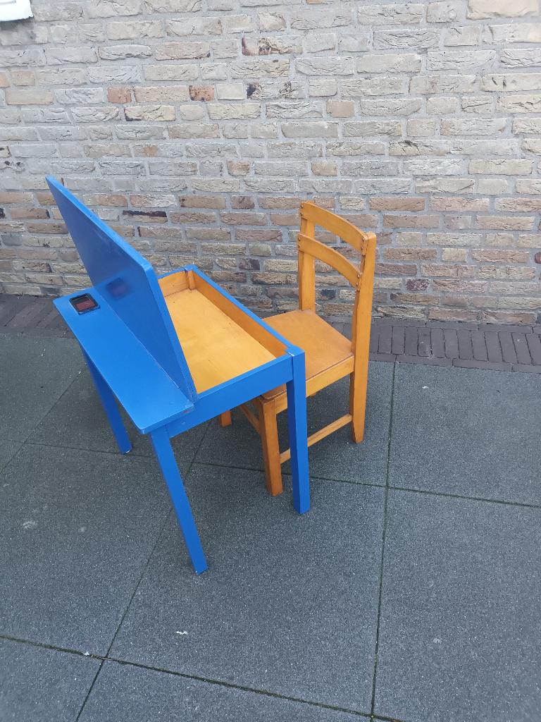 Schooltafeltje + Stoeltje, Kinderen en Baby's, Kinderkamer | Tafels en Stoelen, Ophalen, Gebruikt, Tafel(s) en Stoel(en)