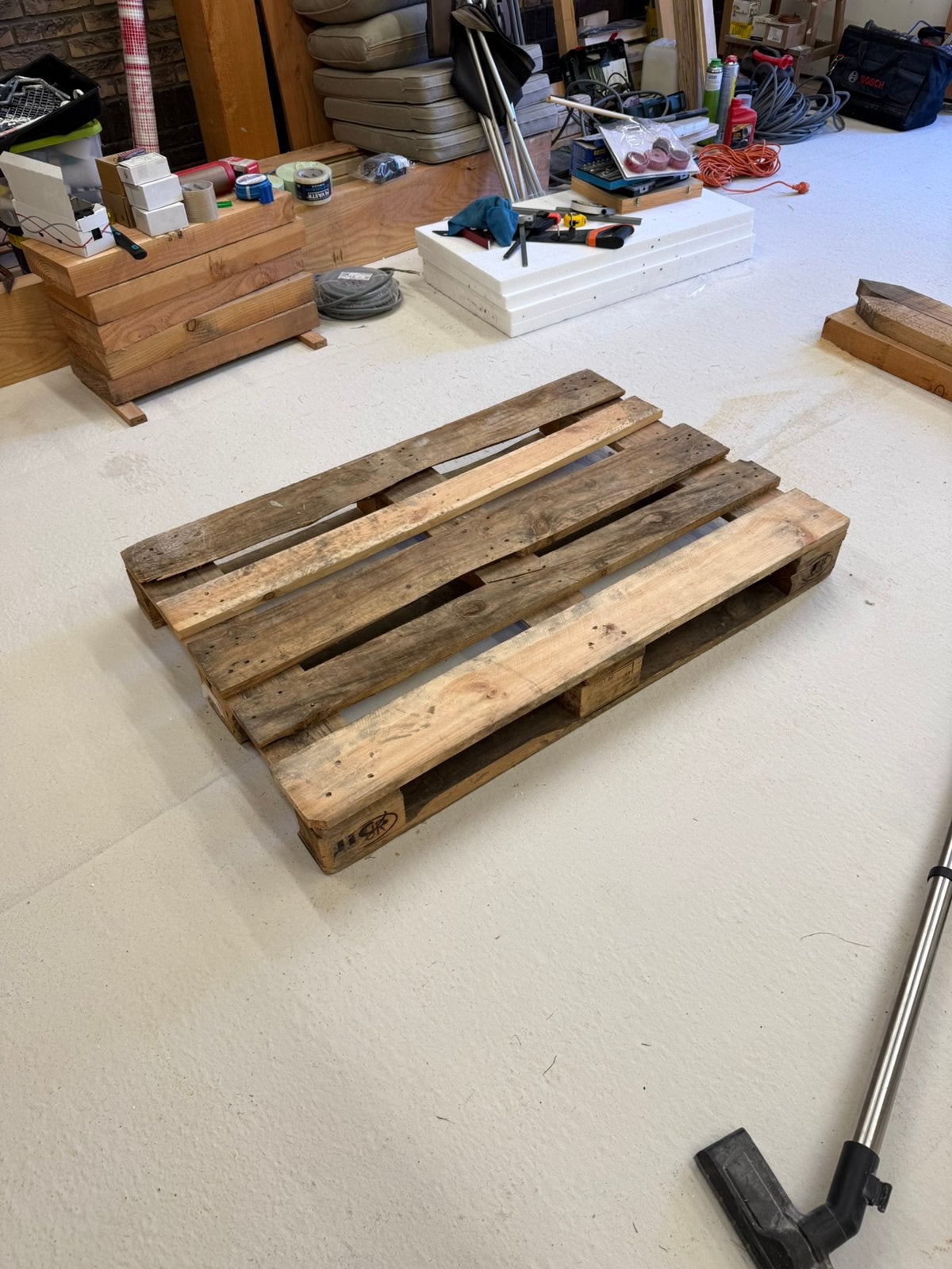 Pallet gratis, Ophalen, Zo goed als nieuw, 50 mm of meer, Minder dan 200 cm
