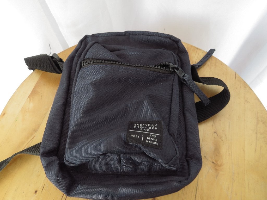 Blauw nektasje schoudertas je everyday shoulder bag van 157, Sieraden, Tassen en Uiterlijk, Tassen | Schoudertassen, Ophalen, Zo goed als nieuw