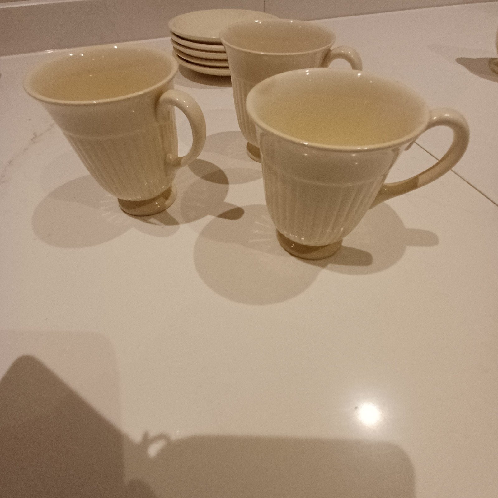 Set van 3 Wedgwood Etruria Barlaston kopjes, Gebruikt, Vintage, Ophalen of Verzenden, Kop(pen) en/of Schotel(s)