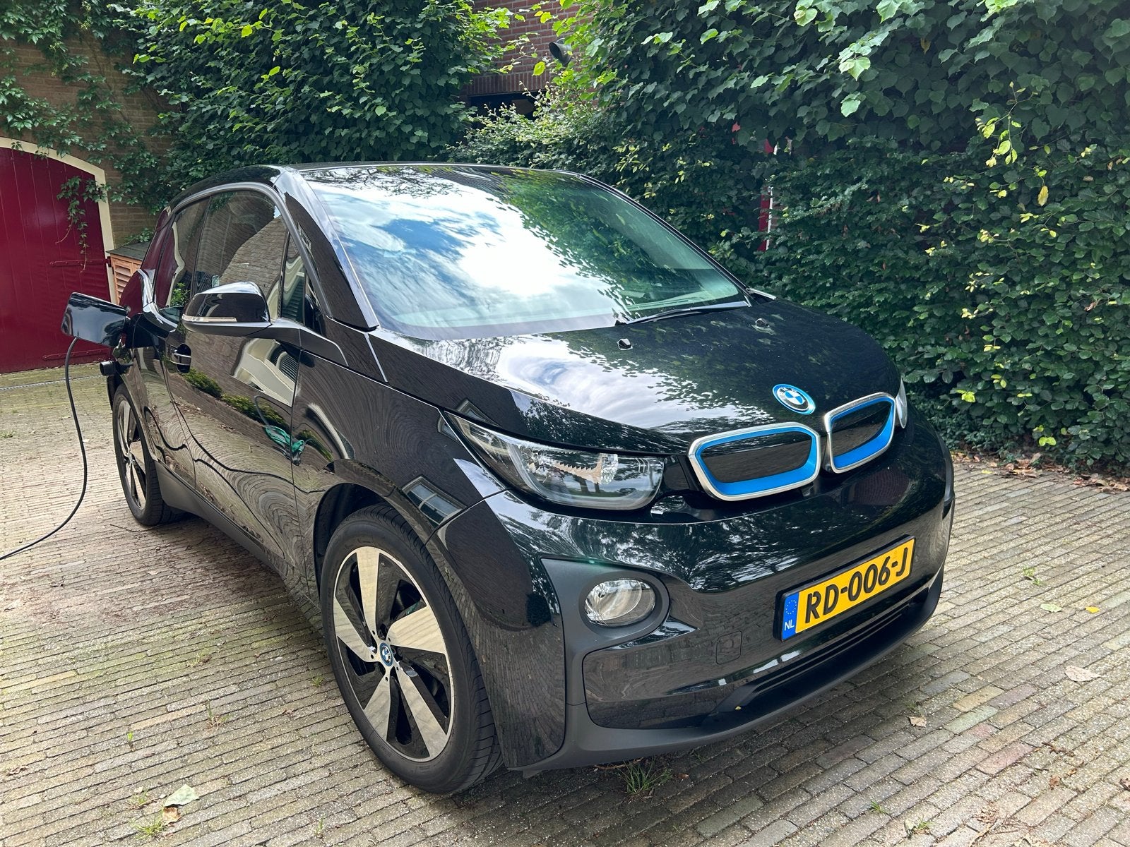 BMW i3 FEV 2017 Zwart, Auto's, BMW, Automaat, USB, 4 stoelen, 43 €/maand
