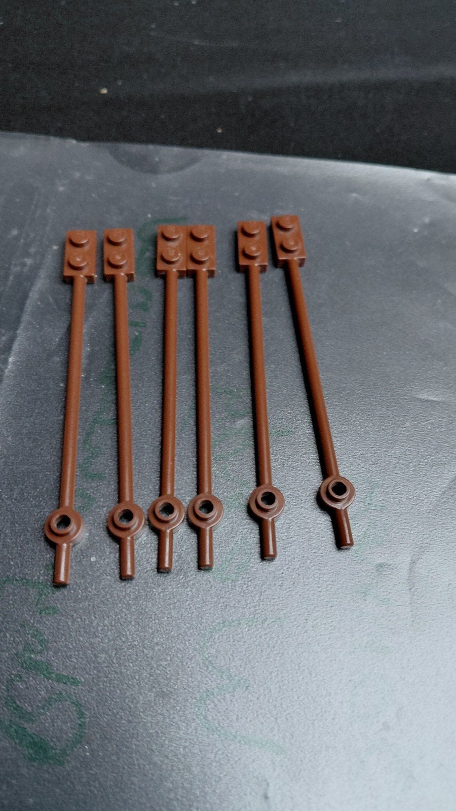 Bruine Lego staven met noppen - 6 stuks, Ophalen of Verzenden, Gebruikt, Overige merken