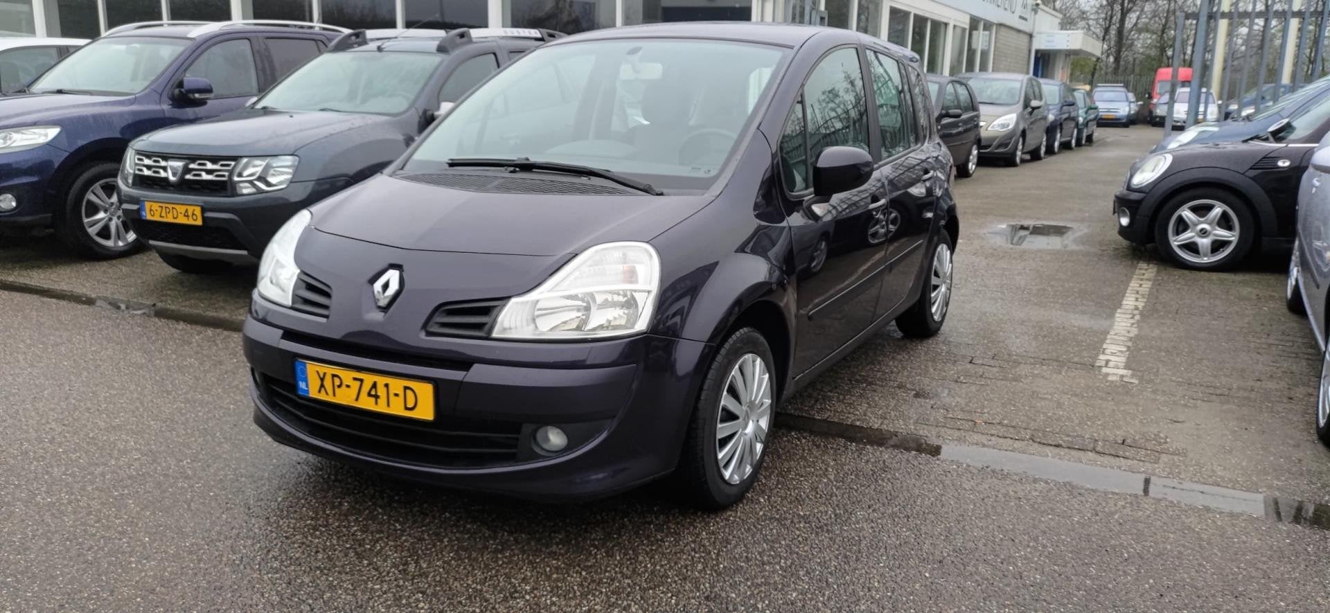 Renault Grand Modus 1.2 TCE Expression, Auto's, Voorwielaandrijving, 101 pk, Gebruikt, Zwart