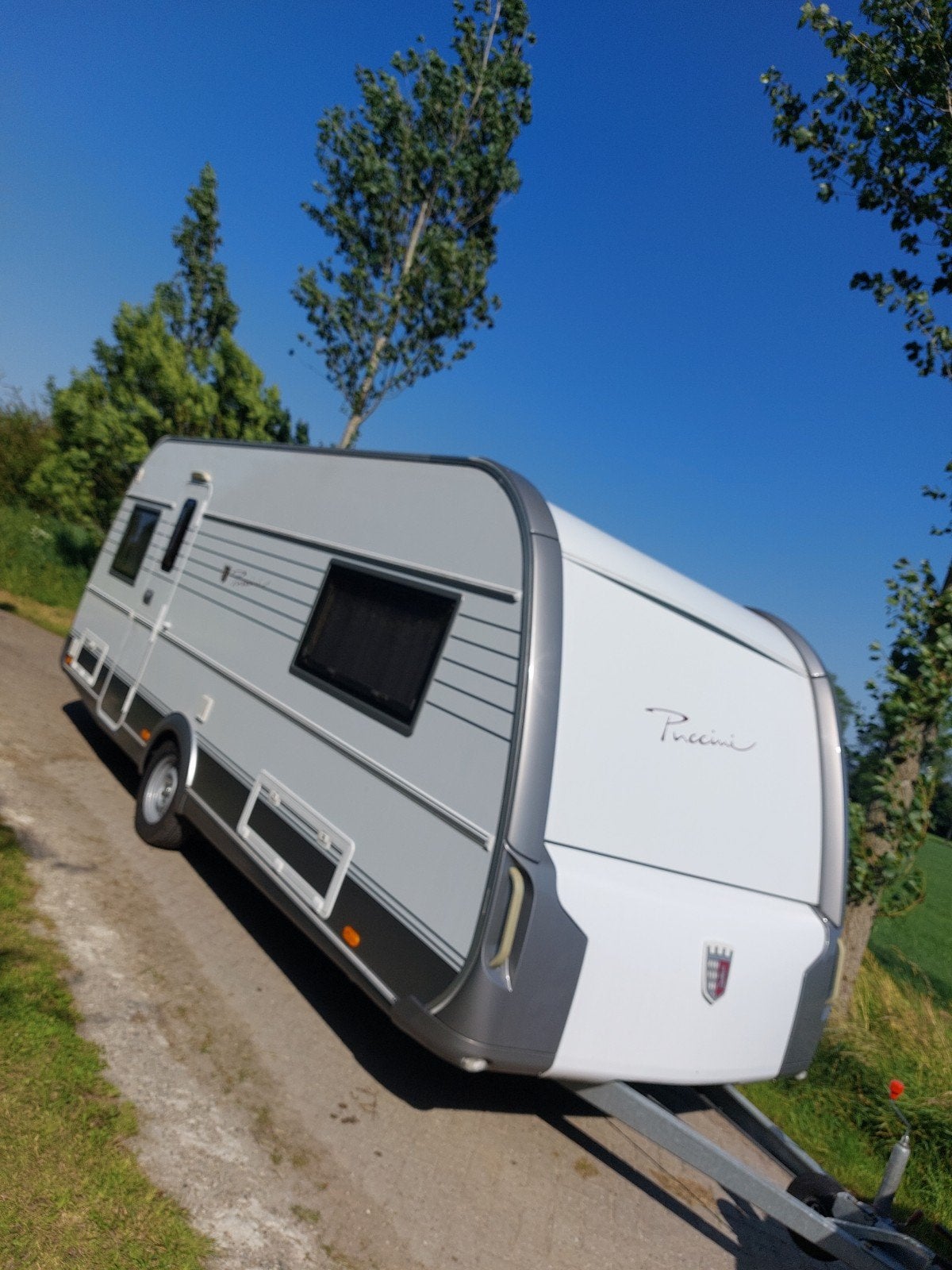 Zeer nette tabbert puccini 550e mover/automatischlevelsystee, Caravans en Kamperen, Koelkast, Rondzit, Tabbert, Particulier