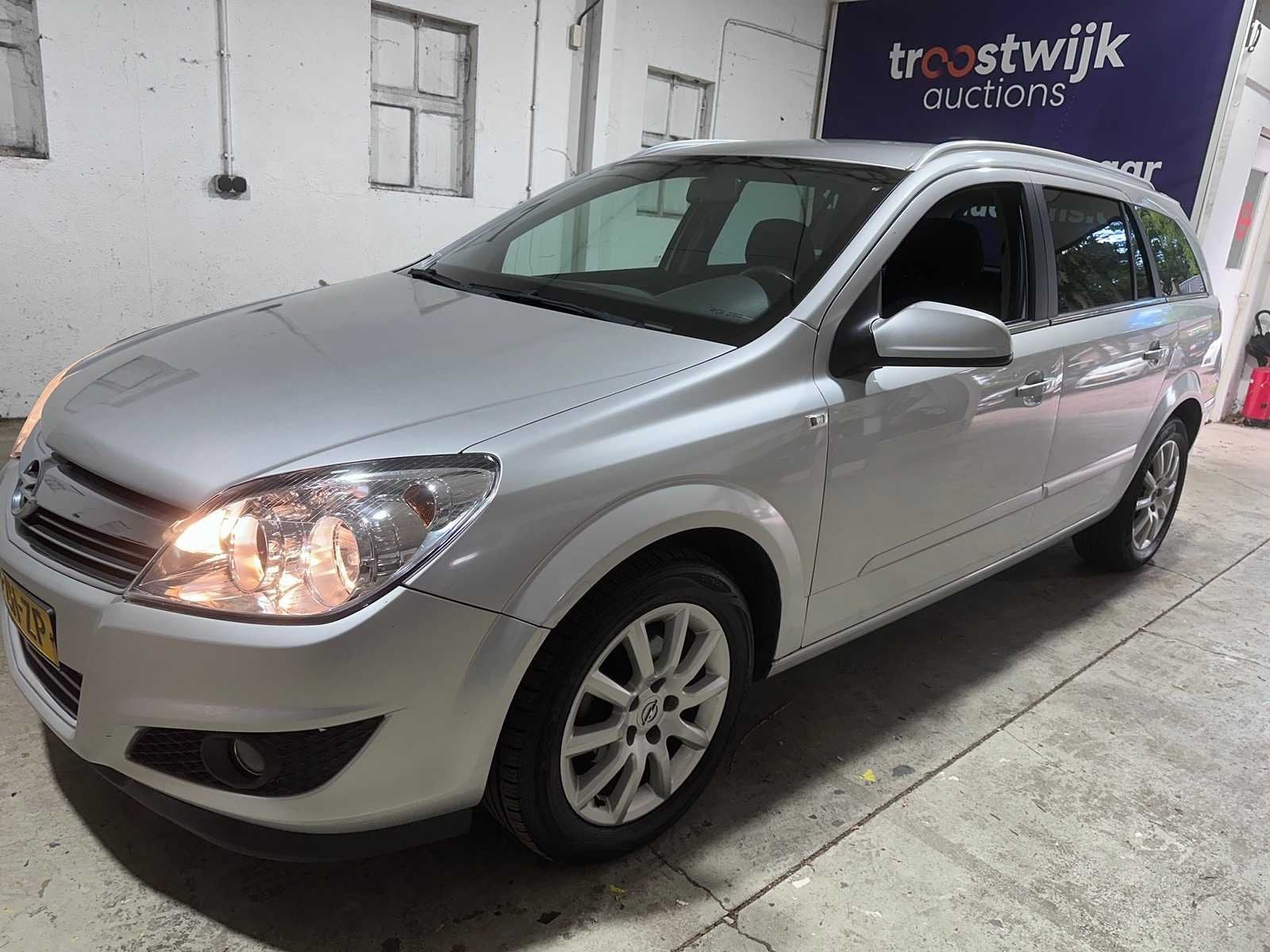 Opel - Astra Wagon - 1.6 Temptation - 07-ZH-ZP- 2008, Voorwielaandrijving, 657 kg, 15 km/l, Gebruikt