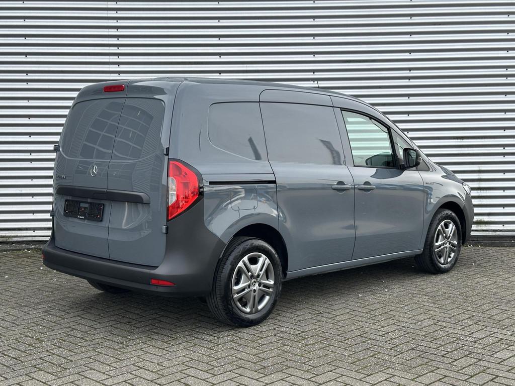 Mercedes-Benz eCitan 112 Pro L1 51 kWh | SoH 98%, Stof, Gebruikt, Zwart, 2 stoelen