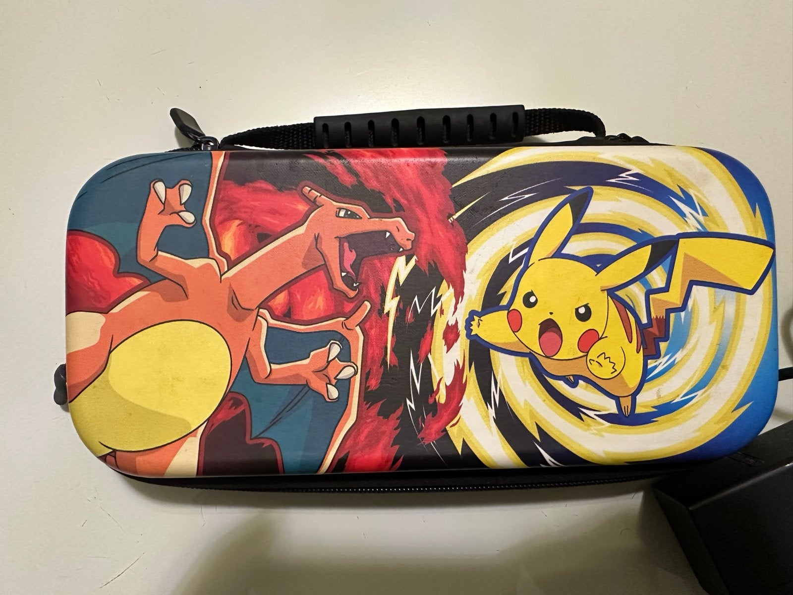 Nintendo Switch Lite Geel met hoes en oplader, Spelcomputers en Games, Ophalen of Verzenden, Geel, Zo goed als nieuw, Met beschermhoes of tas