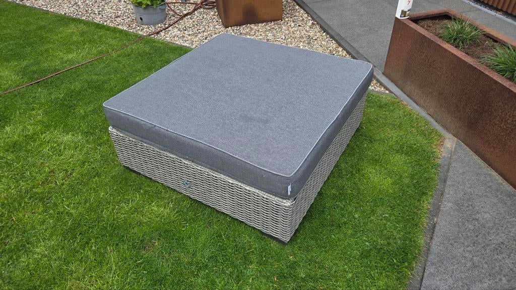 Beach 7 salontafel 100x100x28, Tuin en Terras, Ophalen, Hout