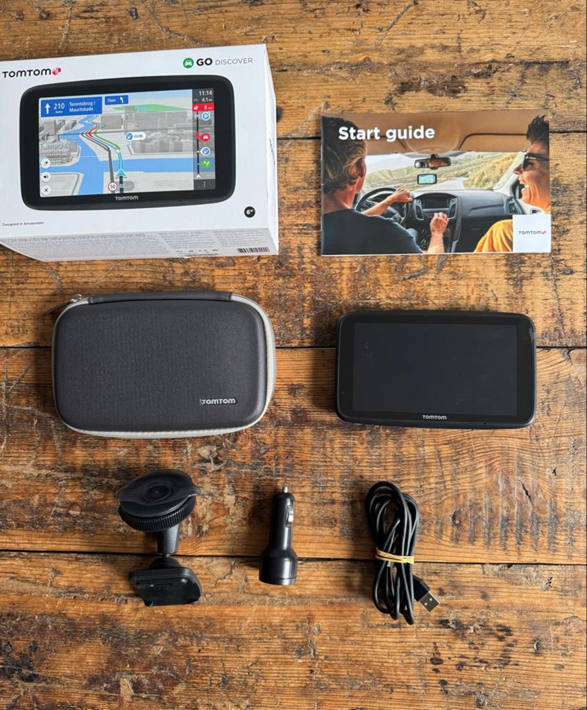 TomTom GO Discover 6 inch navigatiesysteem, Ophalen of Verzenden, Zo goed als nieuw