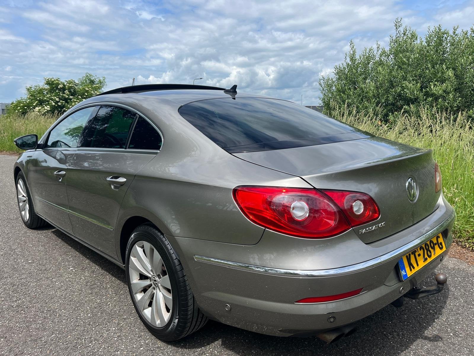 Volkswagen Passat CC 2.0 | Automaat | Clima | Cruise | Panod, Auto's, Euro 5, 4 cilinders, Bedrijf, 1600 kg