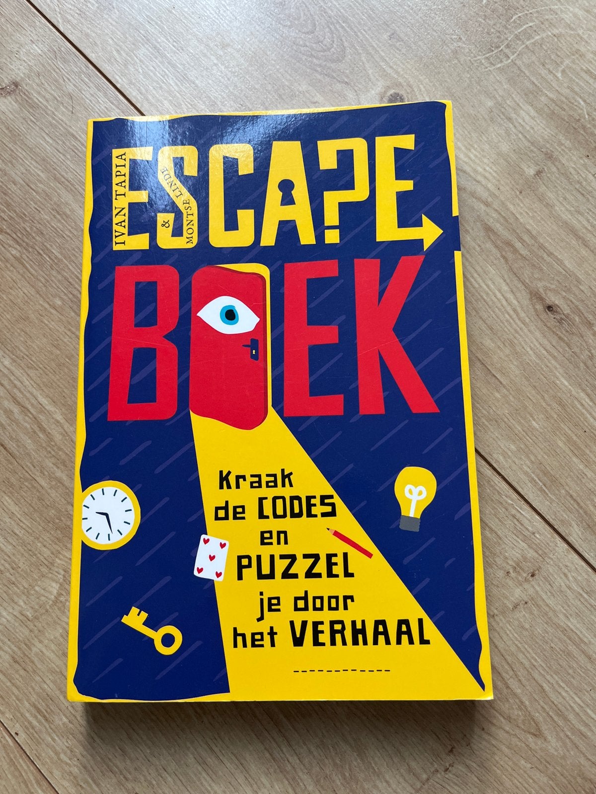 Ivan Tapia - Escape boek, Boeken, Kinderboeken | Jeugd | 10 tot 12 jaar, Ophalen, Zo goed als nieuw, Ivan Tapia; Linde Montse