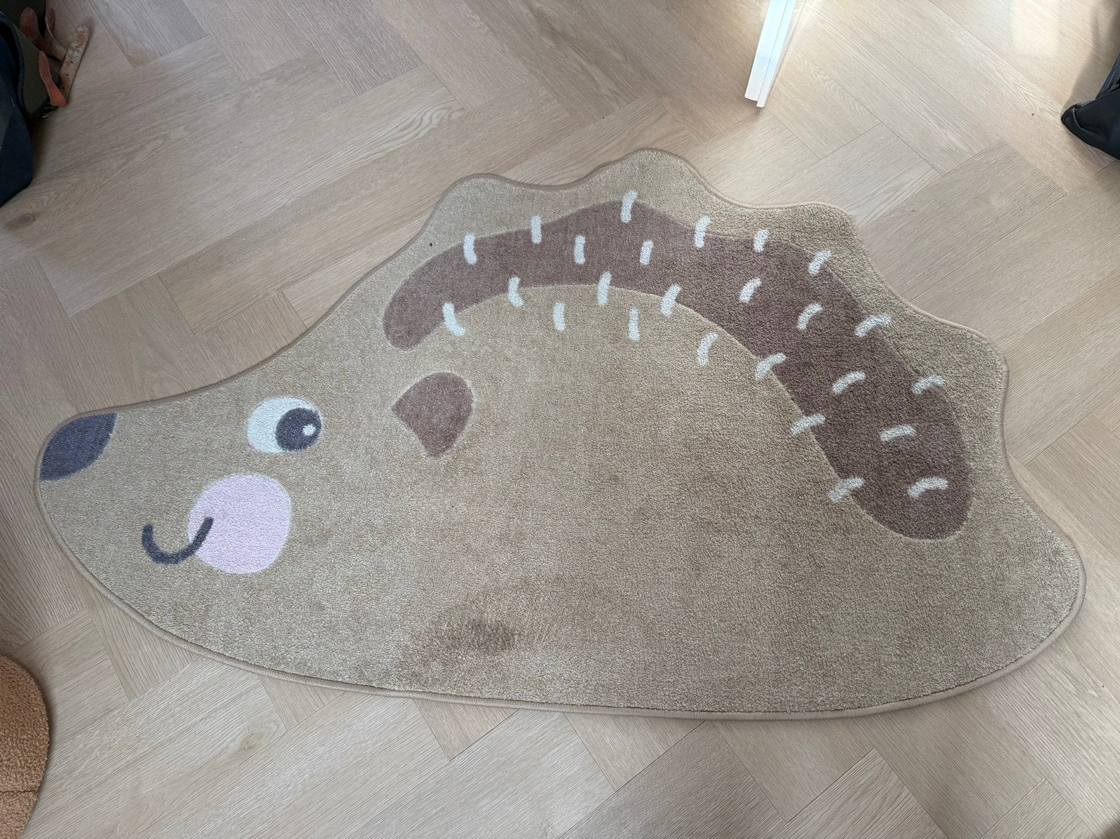 Schattig egel vloerkleed IKEA, Ophalen, Gebruikt, 100 tot 150 cm, Bruin