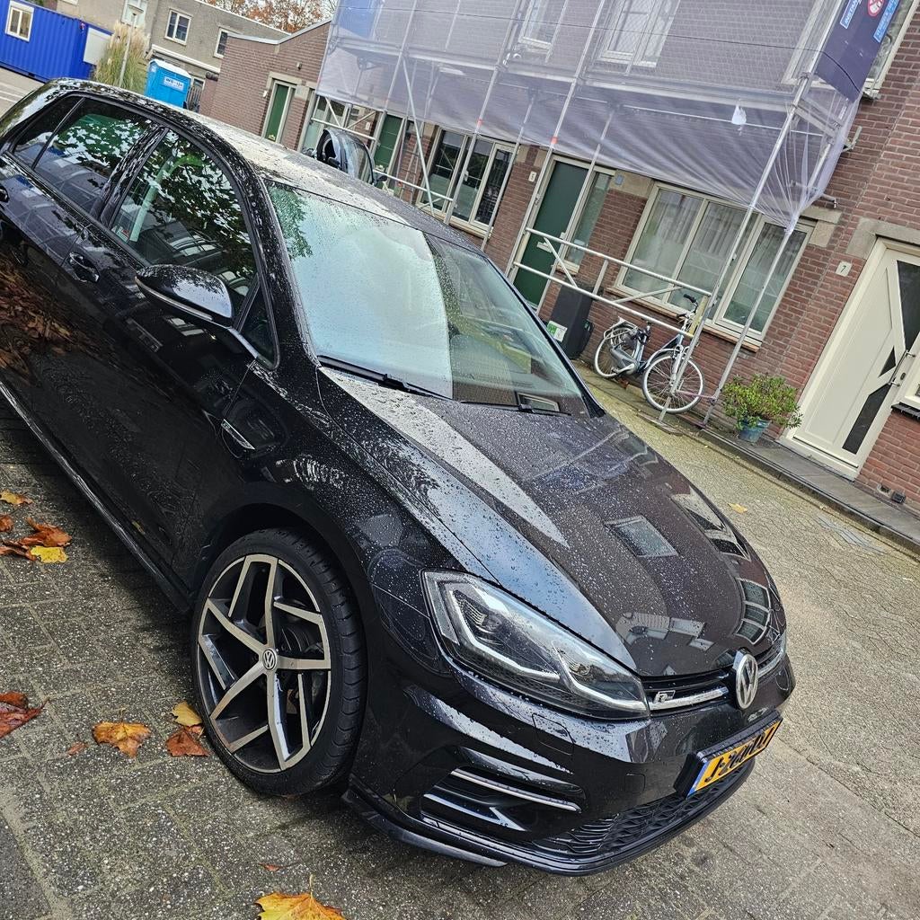 Volkswagen Golf 1.5 TSI 150pk 7-DSG 2019 Zwart, Auto's, 15 km/l, 1498 cc, 4 cilinders, Zwart