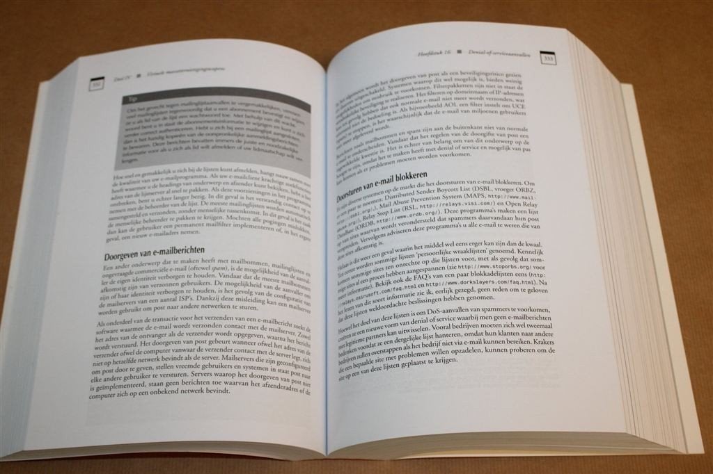 Hackers Guide 4e Editie — Dik Boek, Security, met CD-Rom, Boeken, Informatica en Computer, Ophalen of Verzenden, Zo goed als nieuw