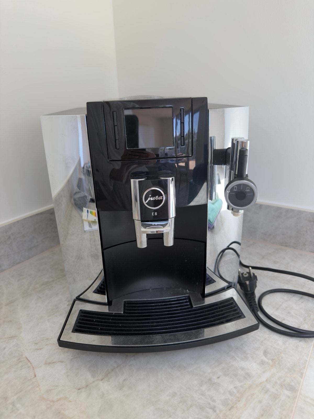 Jura E8 Koffiemachine met Melkopschuimer - Gebruikt, Gebruikt, Koffiemachine, Koffiebonen, Ophalen
