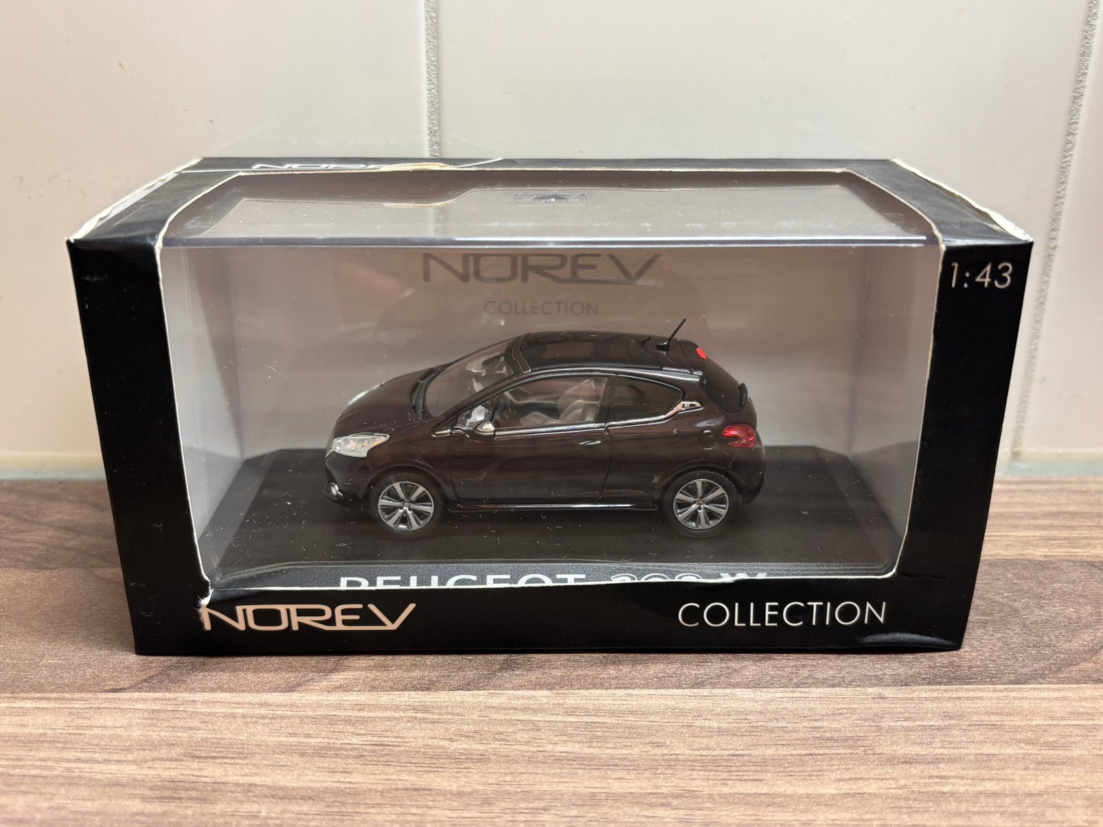 Peugeot 208 XY Purple Night Norev 1:43, Ophalen of Verzenden, Nieuw, Auto, Norev