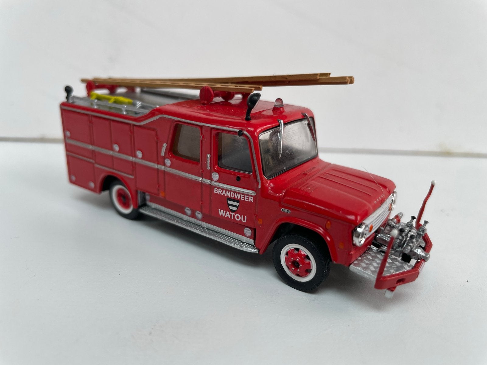 Brandweer Watou modelauto - Gedetailleerd schaalmodel, Ophalen of Verzenden, Zo goed als nieuw, Overige merken