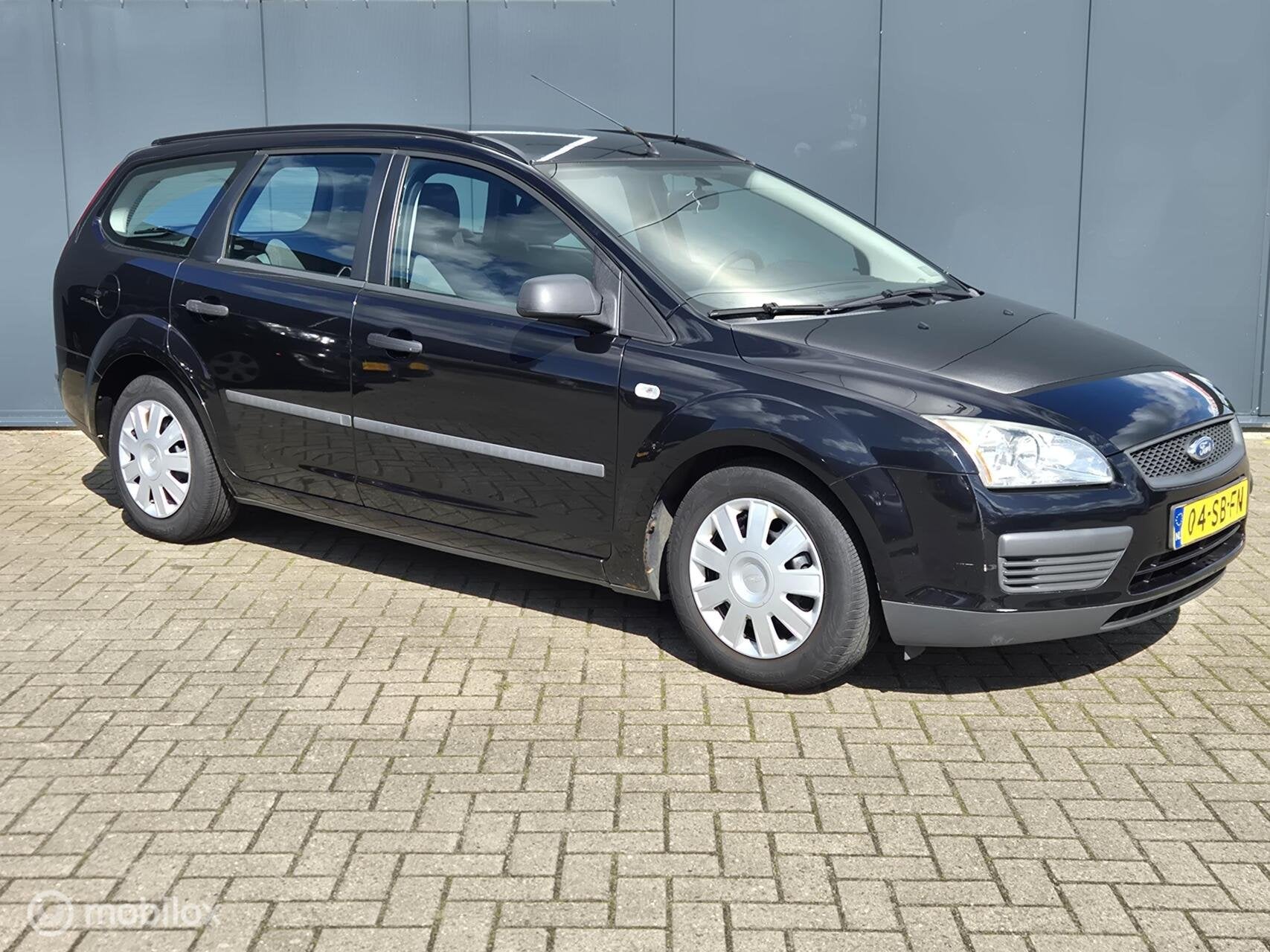 Ford Focus Wagon 1.6-16V Ambiente|Airco|APK 9-2027, 1596 cc, Gebruikt, 4 cilinders, 635 kg