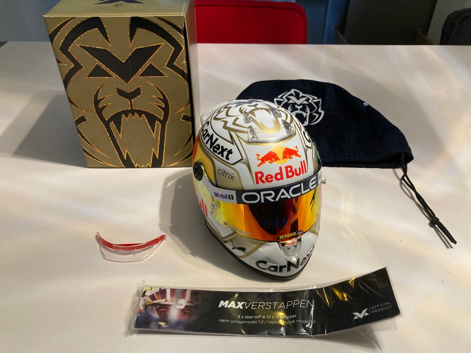 Max Verstappen helm 1/2 season 2022, Ophalen of Verzenden, Zo goed als nieuw, Formule 1