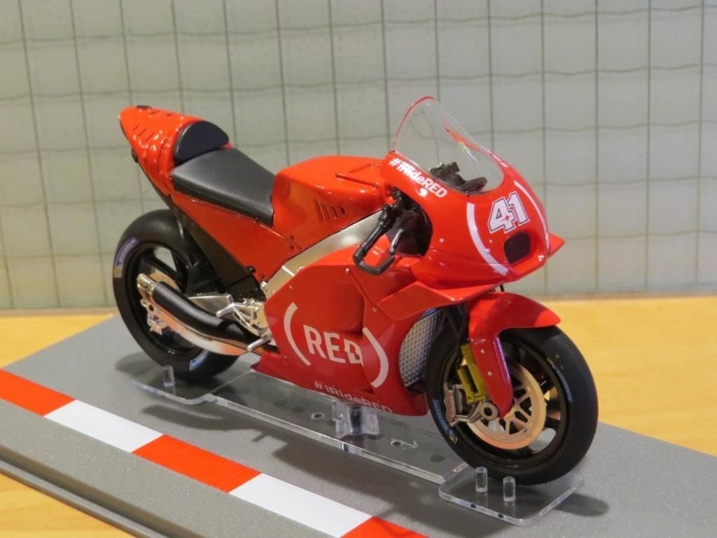 Aleix Espargaro Aprilia RS-GP 2019 Valencia 1:18, Serviceclientele@altaya.be, Nieuw, Ophalen of Verzenden, Motor
