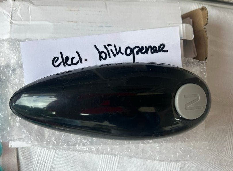 2x Nieuwe Elektrische Blikopener - Zwart, Huis en Inrichting, Keuken | Keukenbenodigdheden, Overige typen, Kunststof, Nieuw, Ophalen of Verzenden