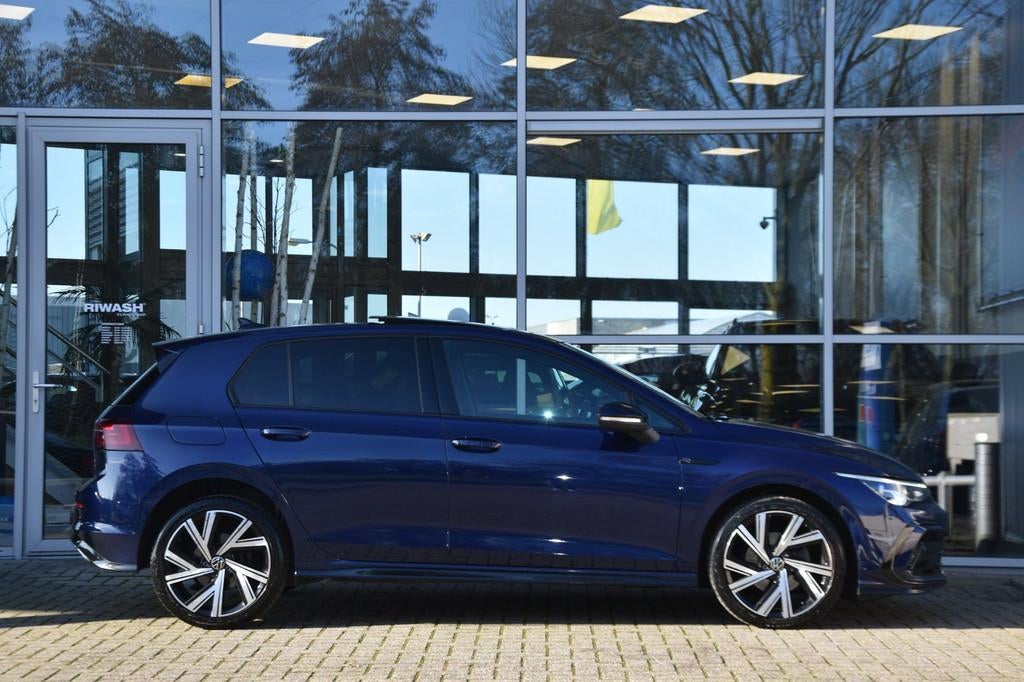 Volkswagen Golf 1.5 eTSI Style R-Line Pano. dak Nav. Led Cam, Auto's, 4 cilinders, 150 pk, Blauw, Alcantara