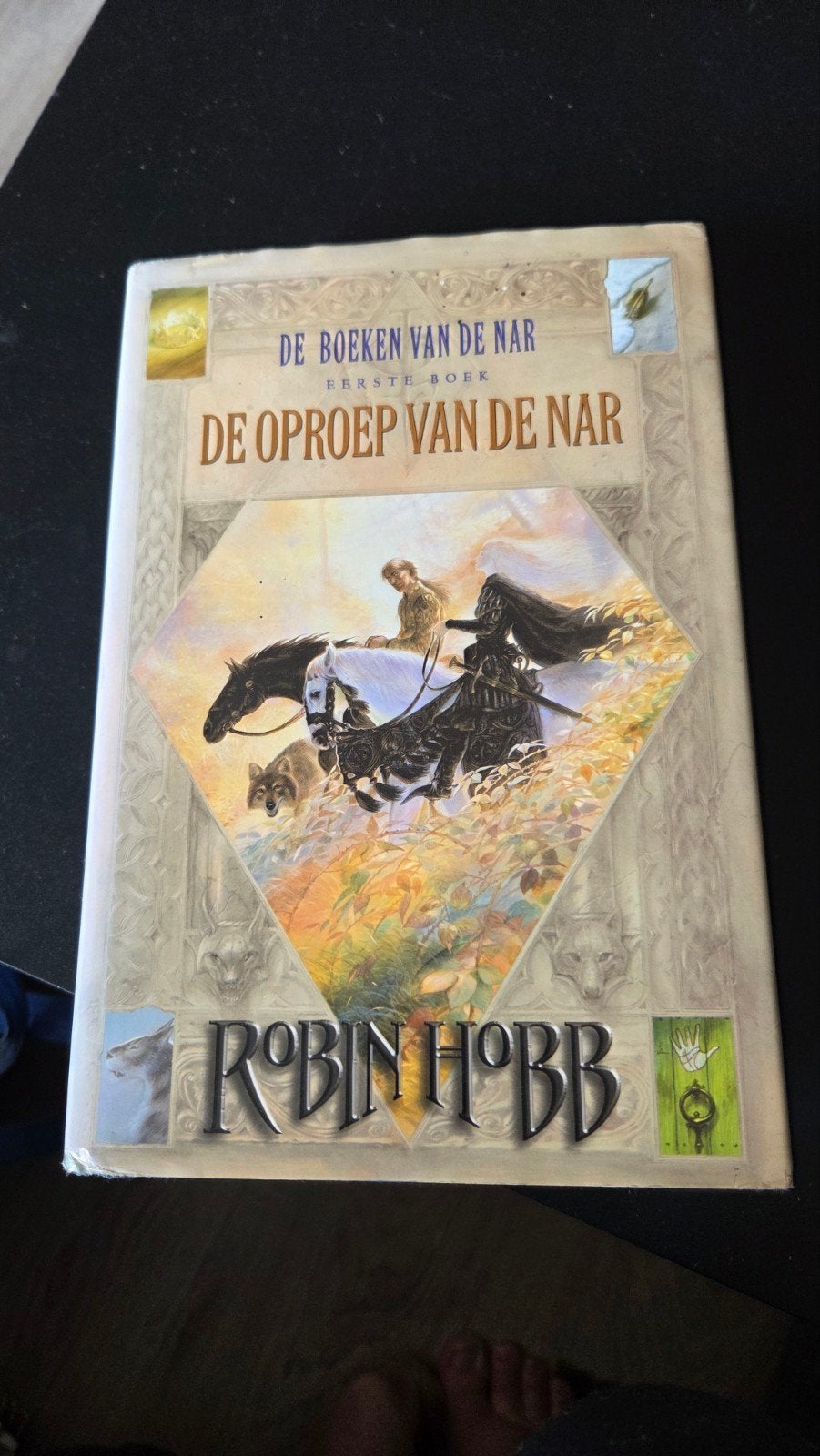 De Oproep van de Nar - Robin Hobb (De Boeken van de Nar), Boeken, Ophalen of Verzenden, Zo goed als nieuw, Robin Hobb