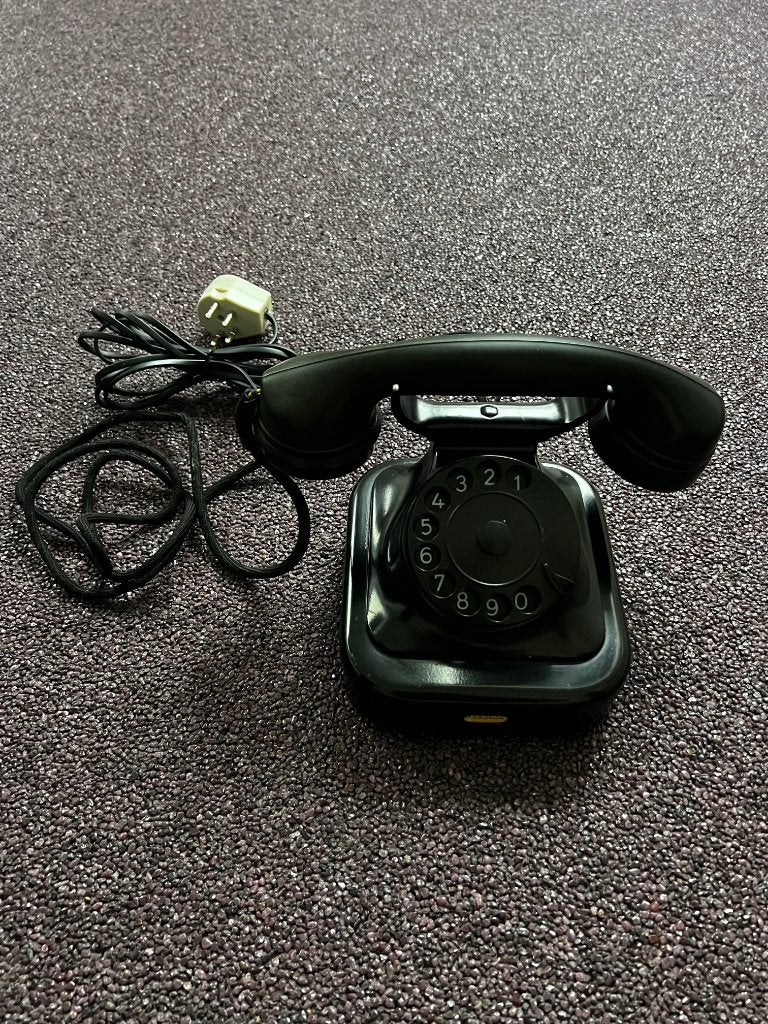 Vintage Bakelieten Telefoon – PTT, Ophalen of Verzenden, Gebruikt, Met draaischijf