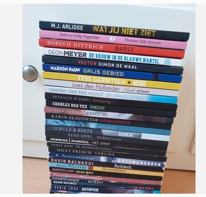 Maand van het spannende boek - verzameling, Boeken, Ophalen of Verzenden, Gelezen