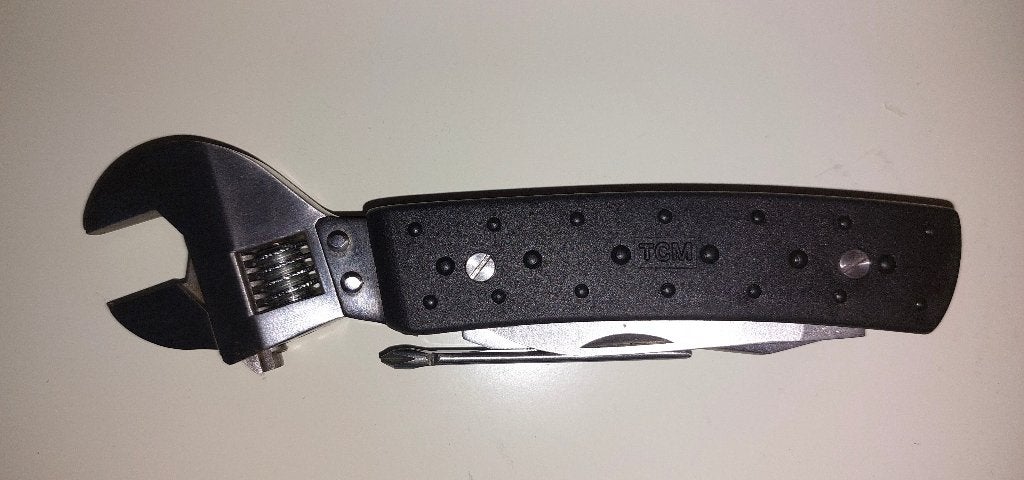 RVS TCM multitool in etui, Ophalen of Verzenden, Zo goed als nieuw
