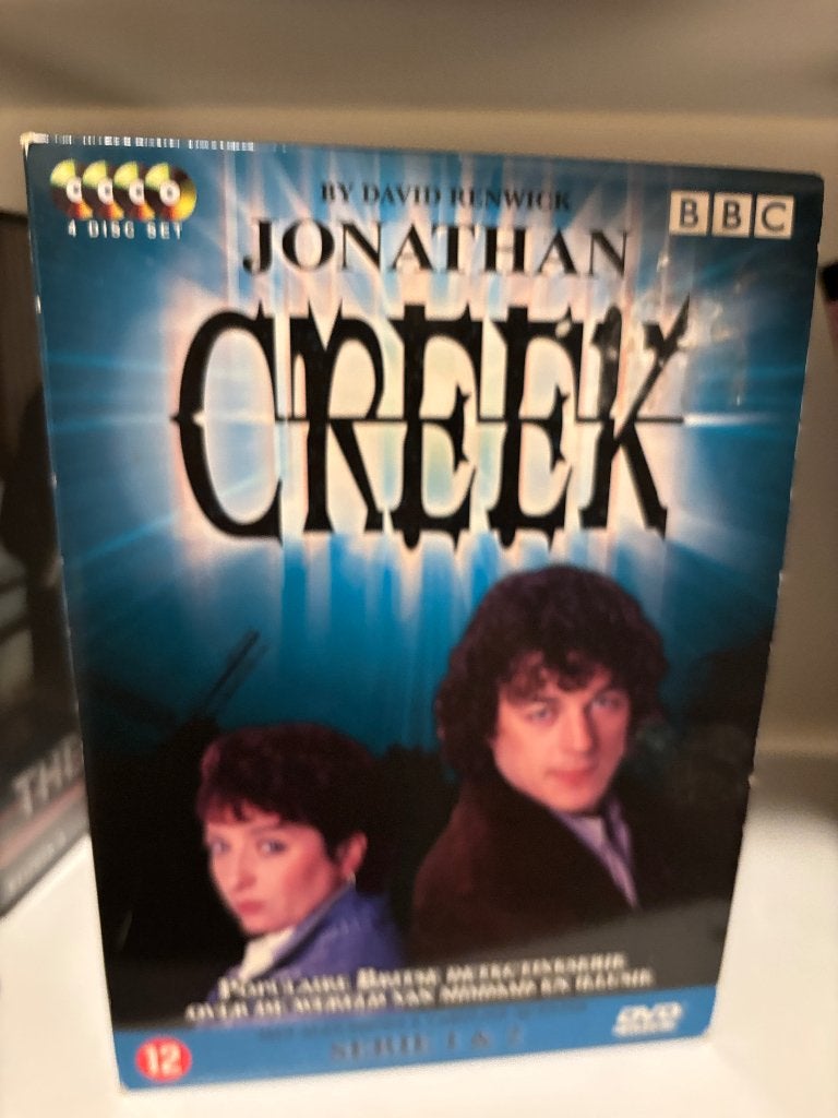 Jonathan Creek DVD Boxset Serie 1 en 2 (BBC) – NL Ondertitel, Cd's en Dvd's, Misdaad, Nederlands, Seizoen 1, Ophalen of Verzenden