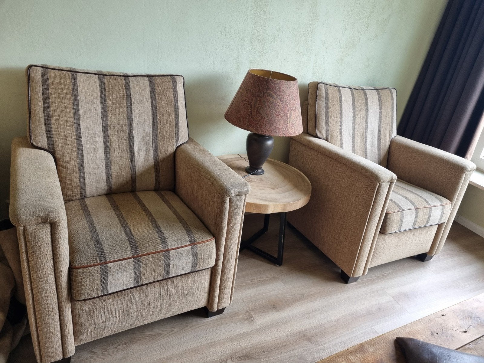 Gratis! Mooie zandkleur stoelen, Huis en Inrichting, Stoelen, Ophalen, Gebruikt, Twee, Overige kleuren