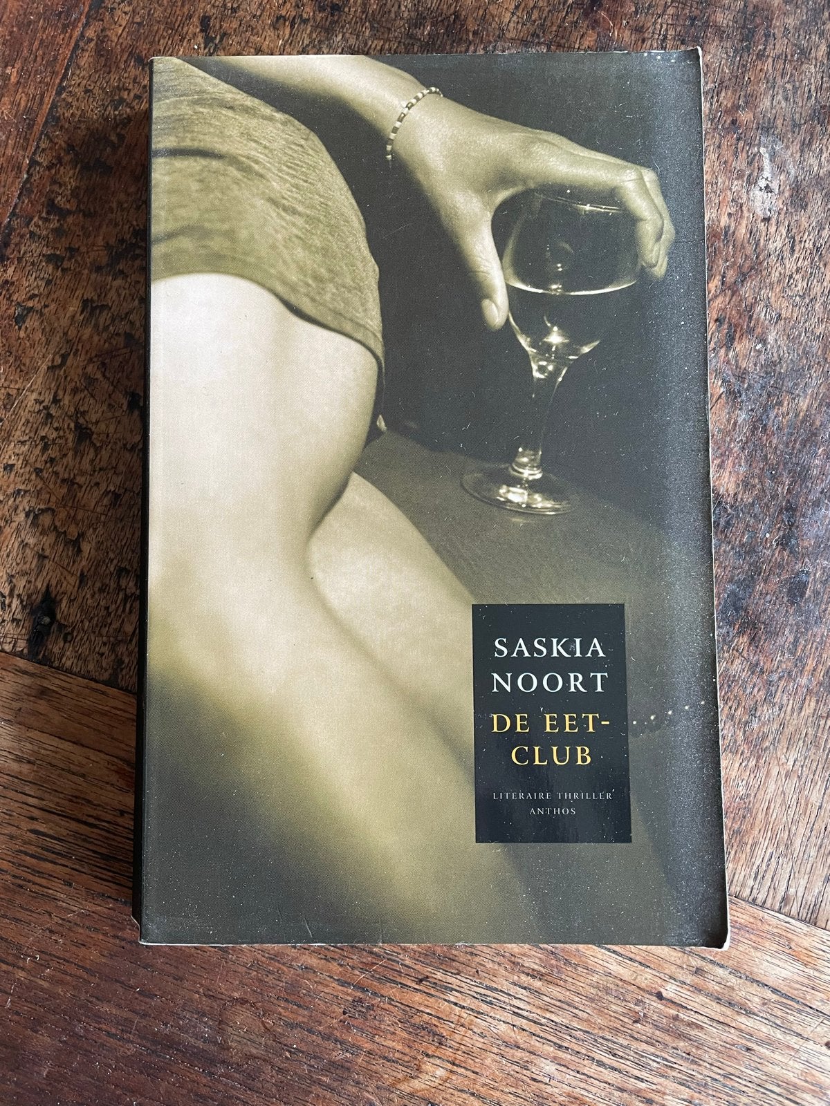 Saskia Noort - De Eetclub, Debet & De Nazaten (thriller), Ophalen of Verzenden, Gelezen, Nederland