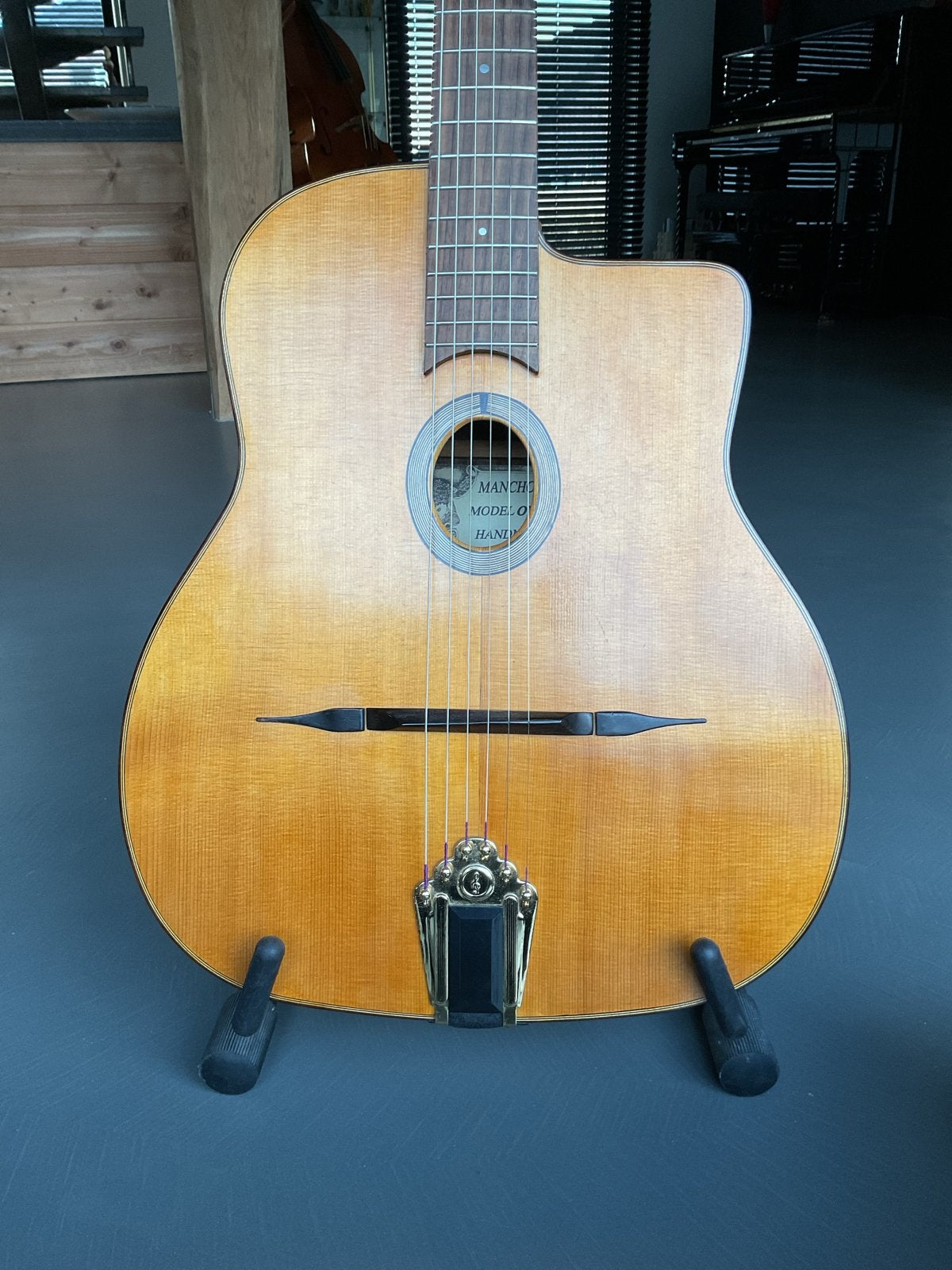 Manchou Oval-H Handgemaakte gypsy gitaar, Ophalen, Zo goed als nieuw, Overige typen