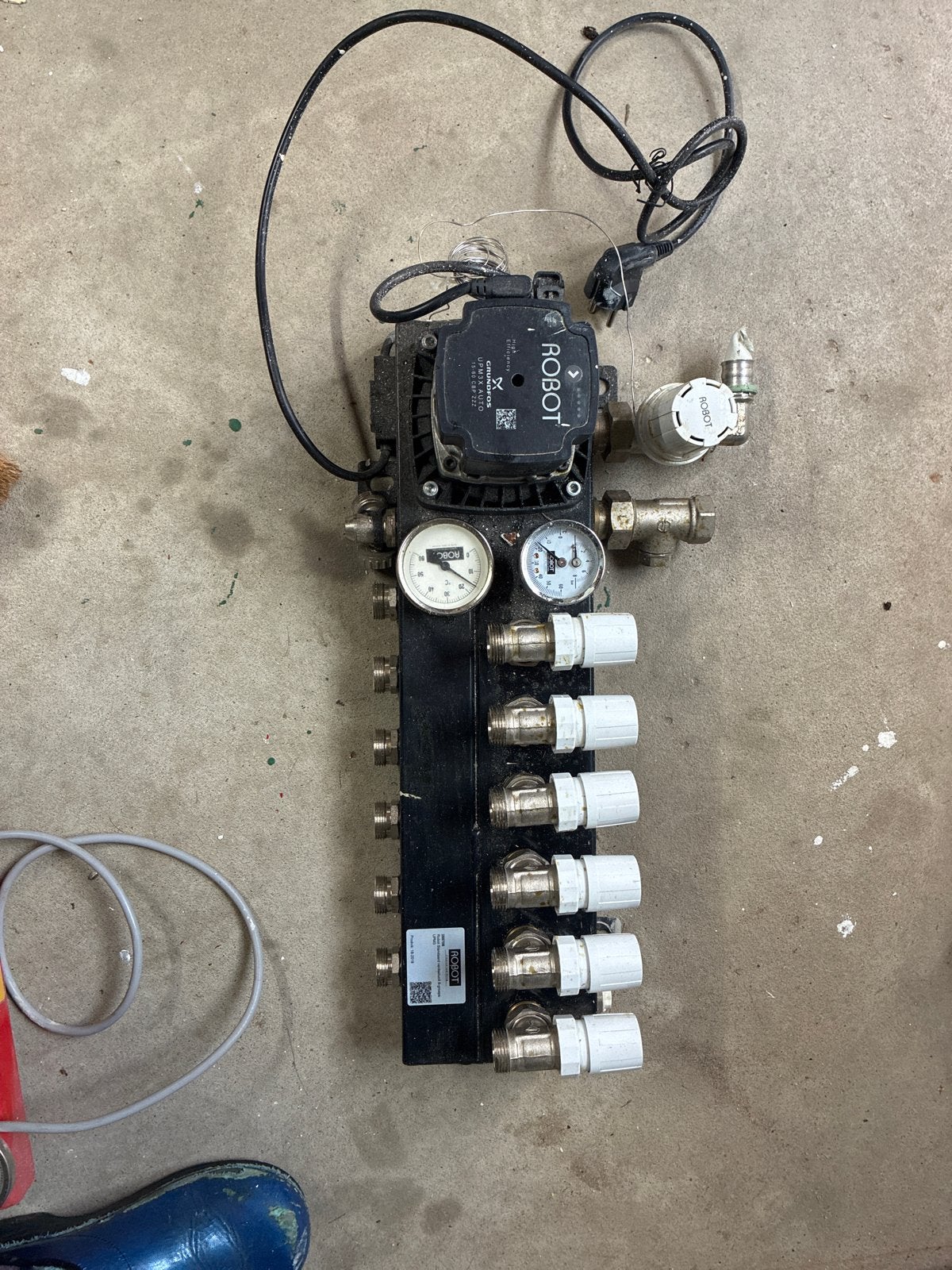 ROBOT Vloerverwarmingsverdeler met Grundfos pomp, 30 tot 80 cm, Gebruikt, Overige typen, Ophalen of Verzenden