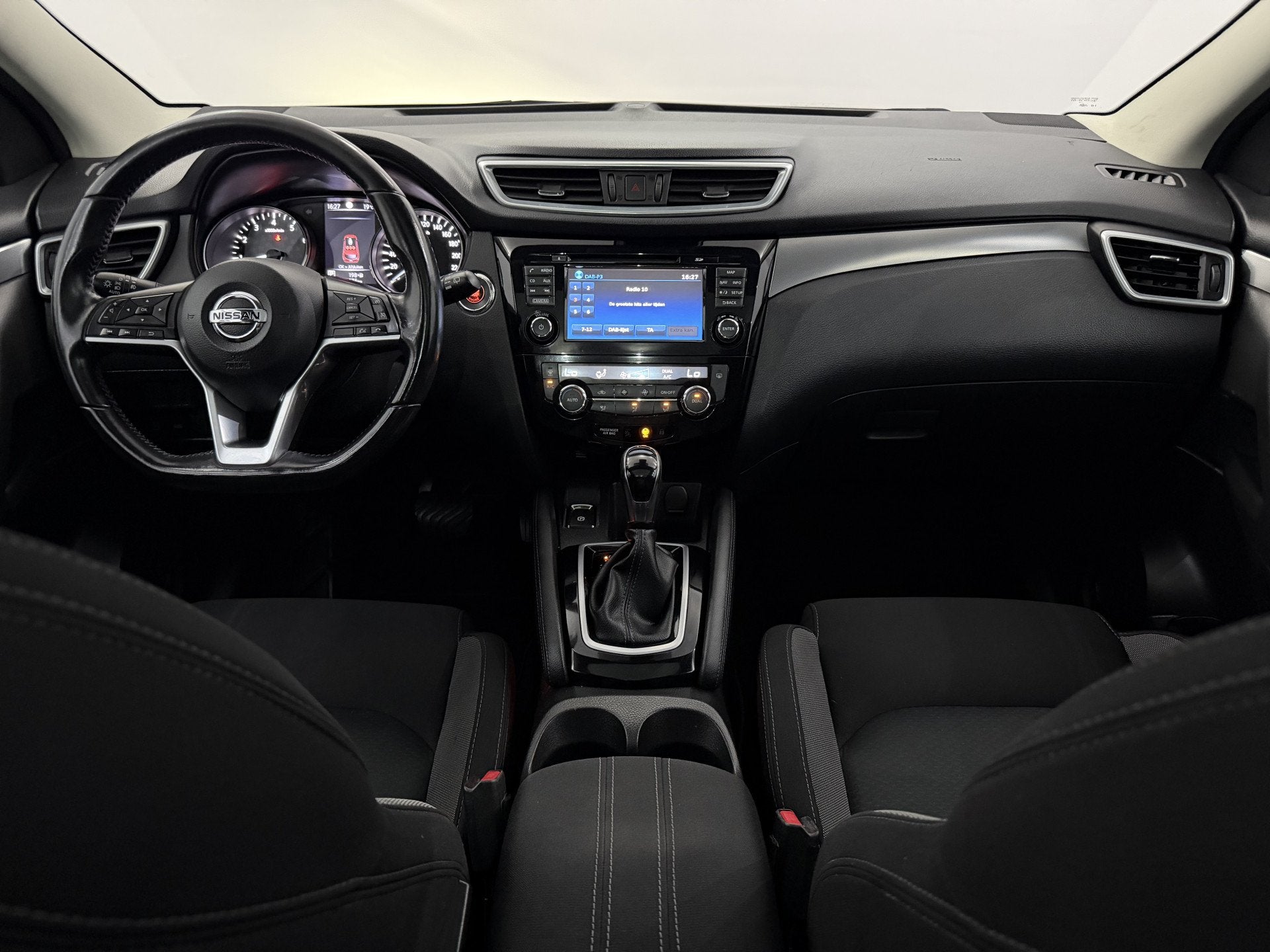 Nissan QASHQAI 1.2 N-Connecta Panoramadak, 360 Camera, Navi,, Auto's, Stof, Gebruikt, 4 cilinders, 116 pk