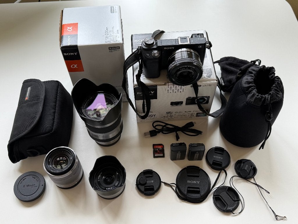 Sony NEX-6 systeemcamera met o.m. een 18-200 zoomlens, Audio, Tv en Foto, Fotocamera's Digitaal, Gebruikt, Compact, Sony, Geen optische zoom