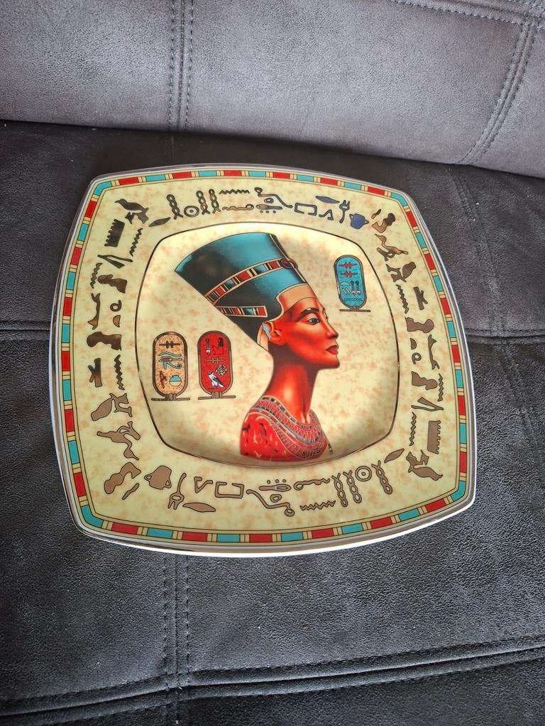 Decoratief Egyptisch bord met Nefertiti - Fathi Mahmoud, Antiek en Kunst, Ophalen of Verzenden