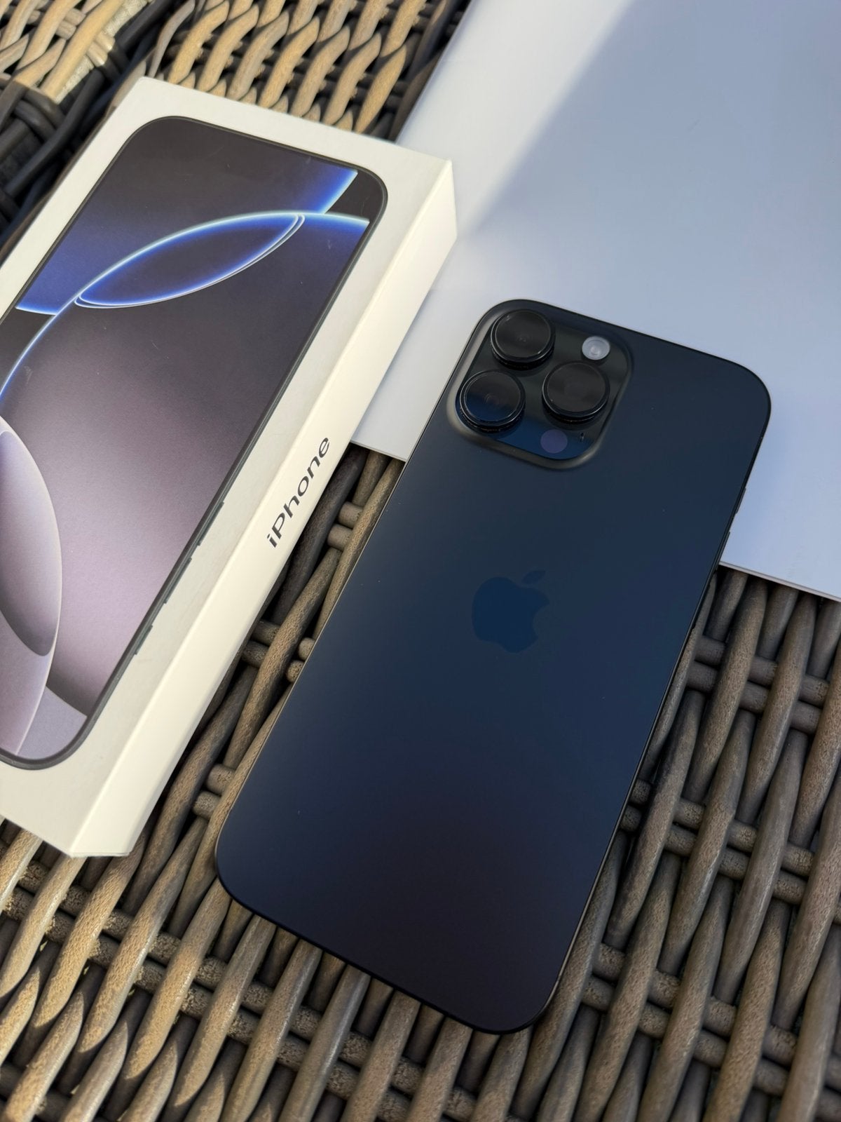 Iphone 16 pro max 512 GB, Ophalen, Zo goed als nieuw, Zwart, 512 GB