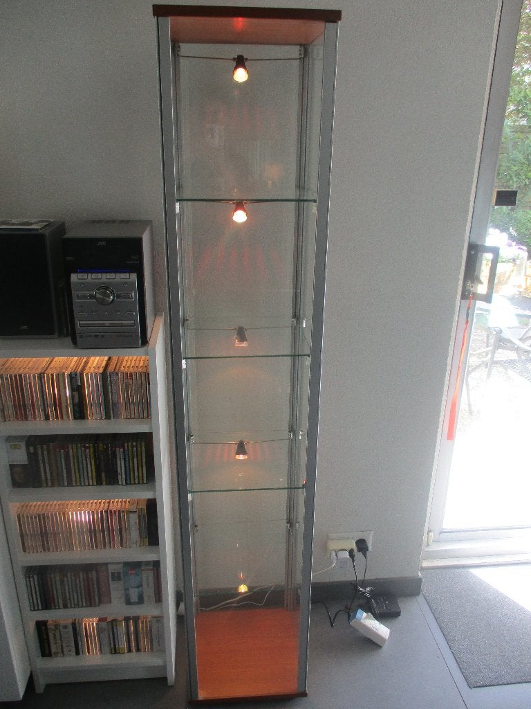 Vitrinekast  34 x 34 x 174 cm  glas aluminium verlichting, Ophalen, Gebruikt, 100 tot 150 cm, Glas