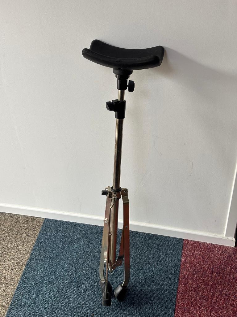 K&M 14950 bastuba euphonium speelstand, Muziek en Instrumenten, ., Ophalen of Verzenden, Zo goed als nieuw, K&M