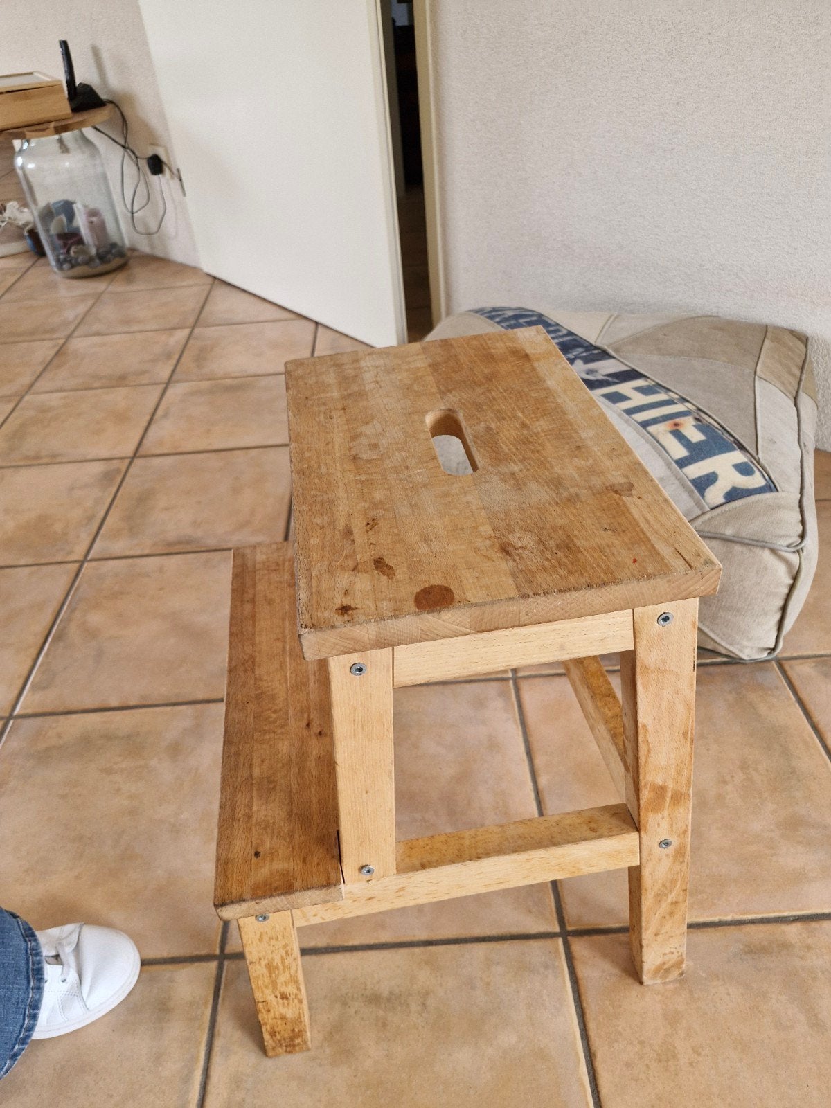 Ikea opstapje - Gebruikt maar in goede staat, Huis en Inrichting, Ophalen, Gebruikt, Overige kleuren, Hout