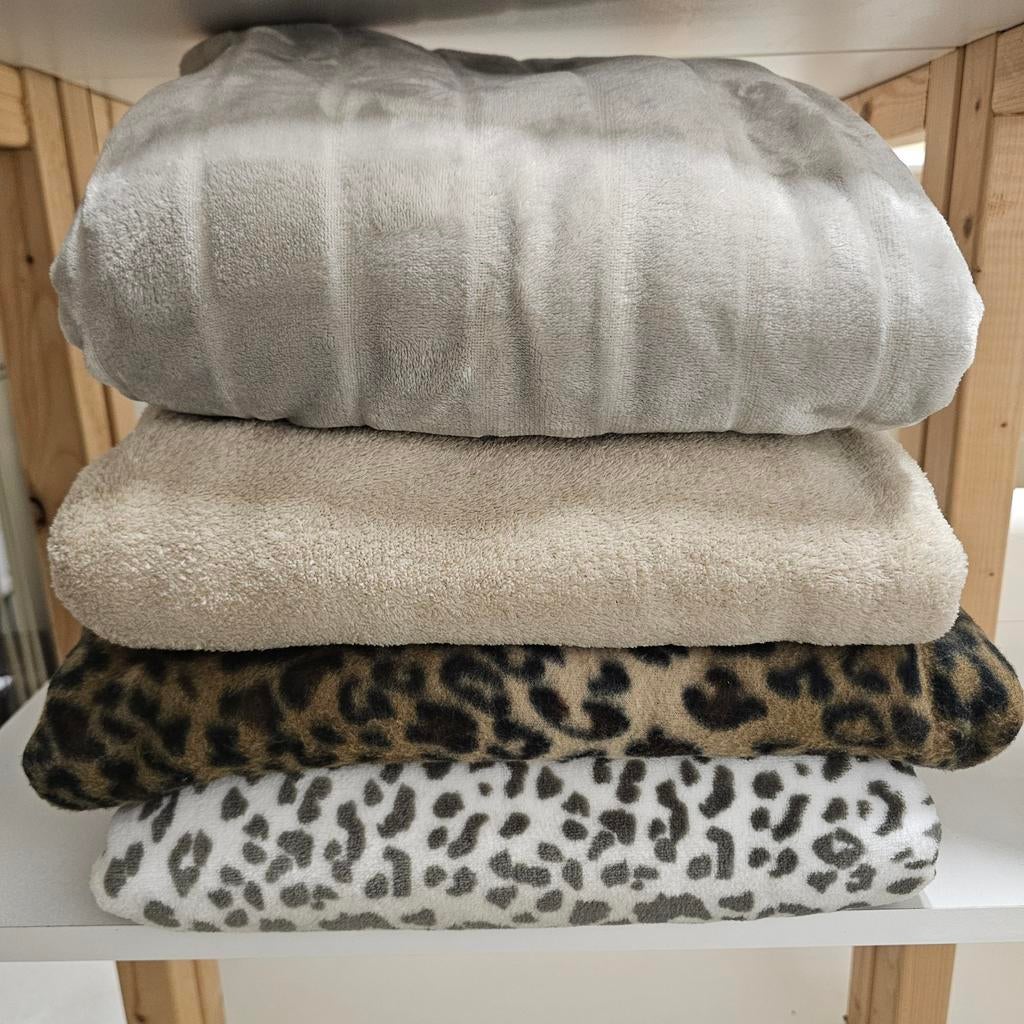 Zachte fleece dekens - set van 4, Ophalen of Verzenden, Gebruikt